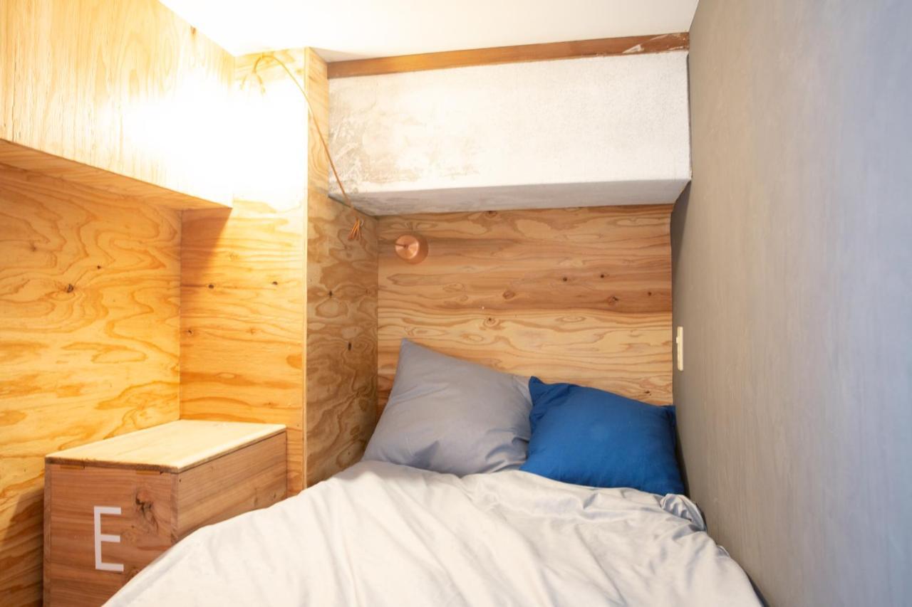 Meedafu'S Yui Hostel And Coffee Йорон Экстерьер фото