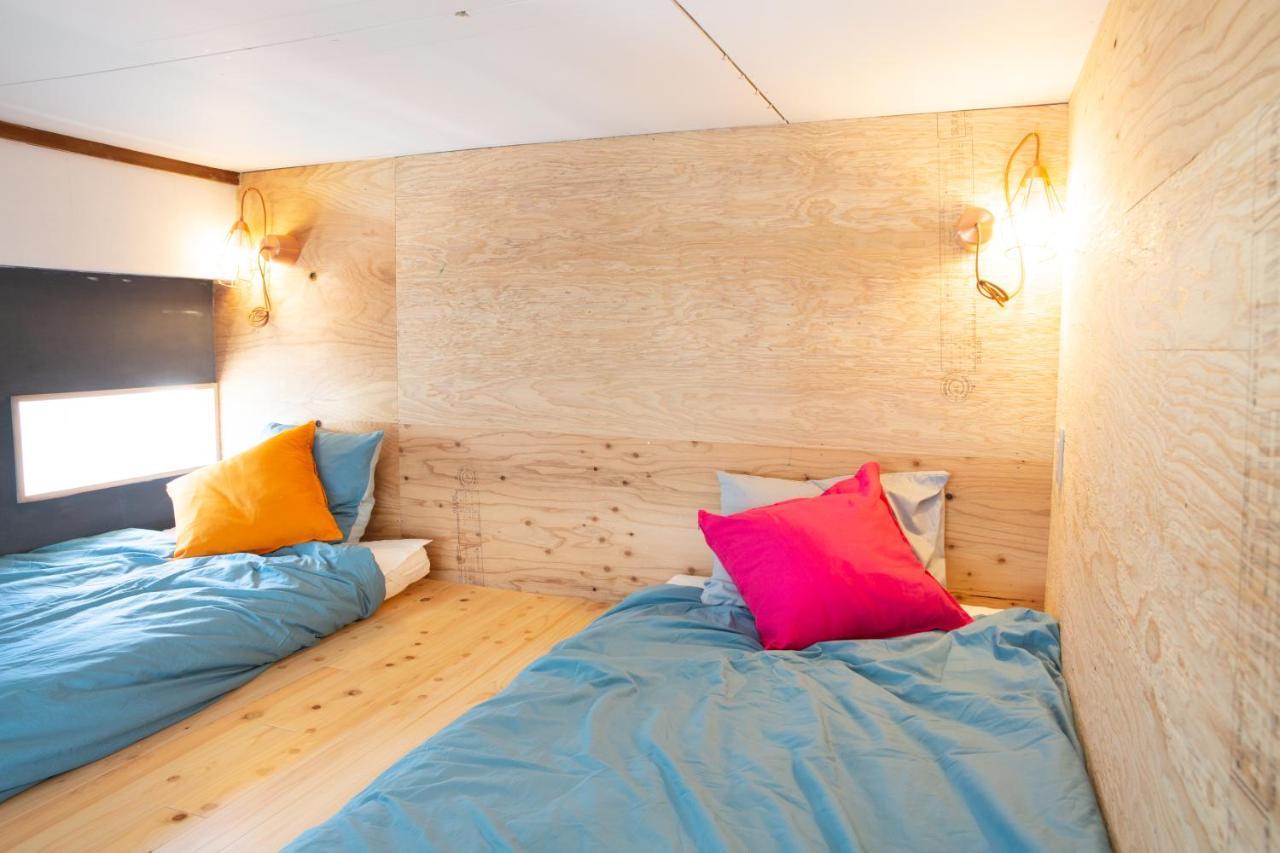 Meedafu'S Yui Hostel And Coffee Йорон Экстерьер фото