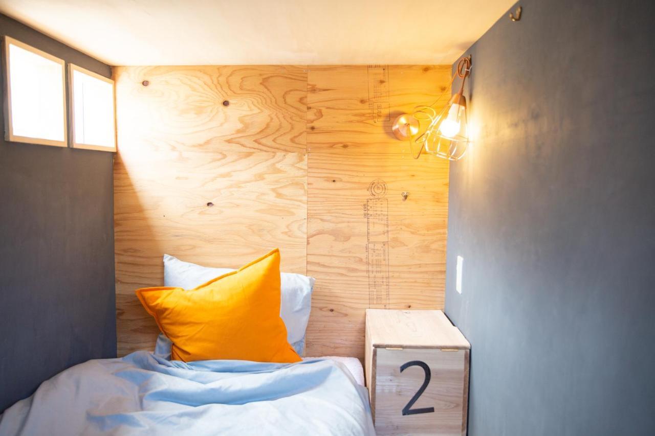 Meedafu'S Yui Hostel And Coffee Йорон Экстерьер фото